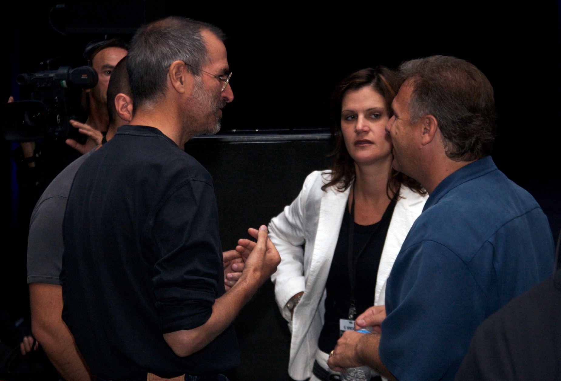Steve Jobs, Katie Cotton and Phil Schiller, 7 Aug 2006