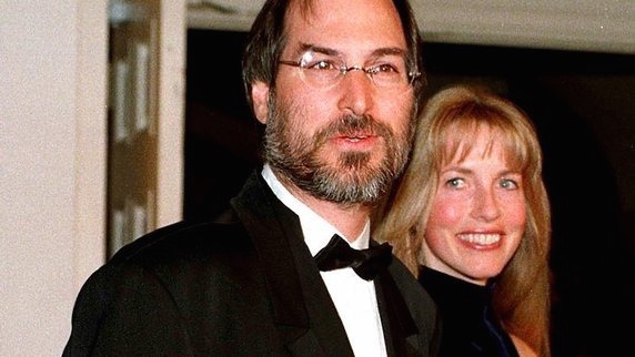 Steve Jobs and his wife Laurene at a White House gala, 29 Oct 1997