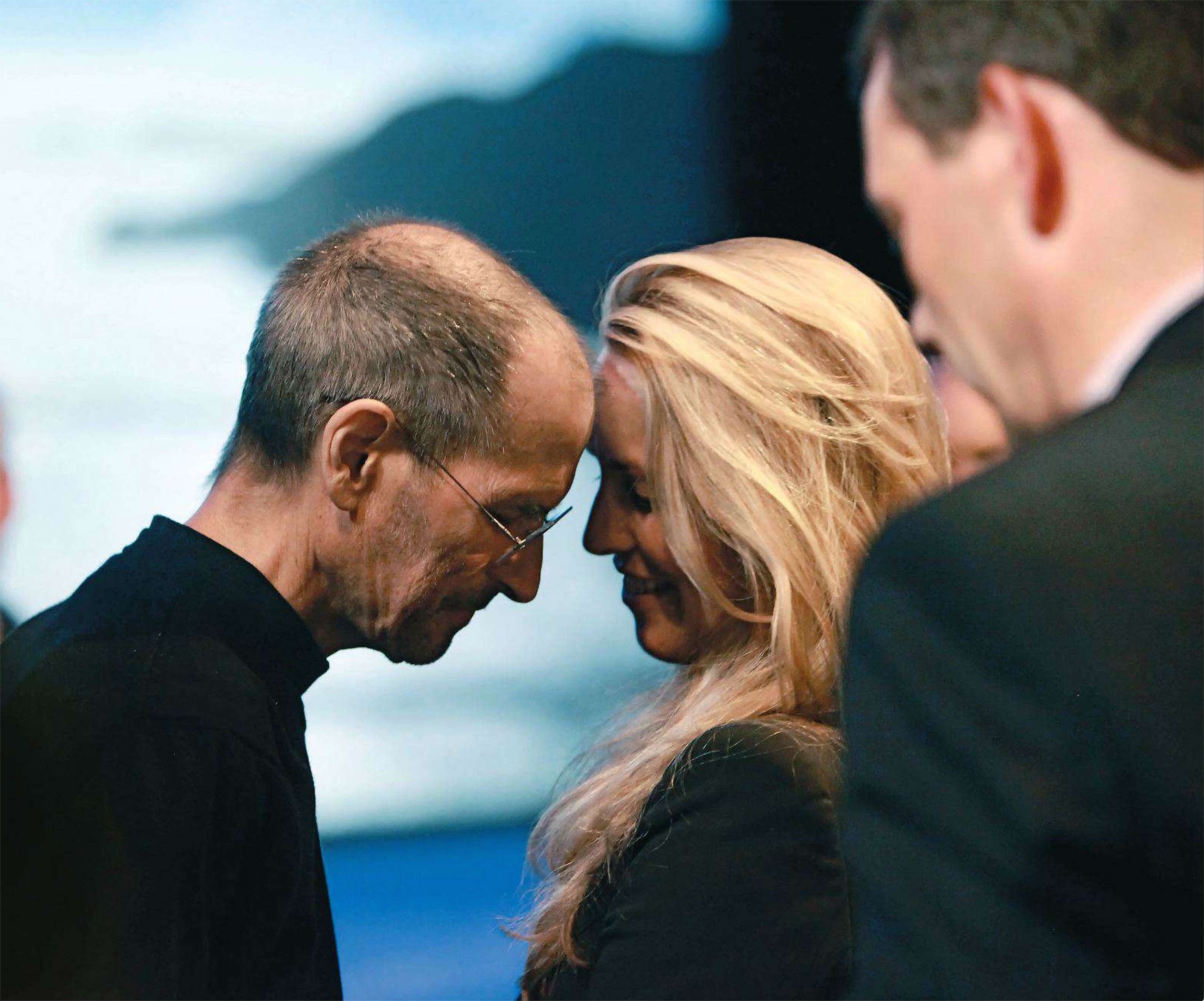 Steve and his wife Laurene after the iCloud introduction, his last keynote, 6 Jun 2011
